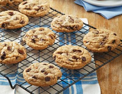 The Secrets to the Best Chocolate Chip Cookies