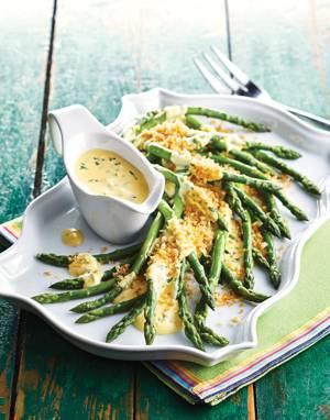 Blanched Asparagus with Mousseline Sauce