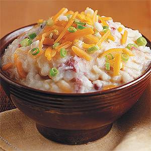 Cheddar Mashed Potatoes with Bacon