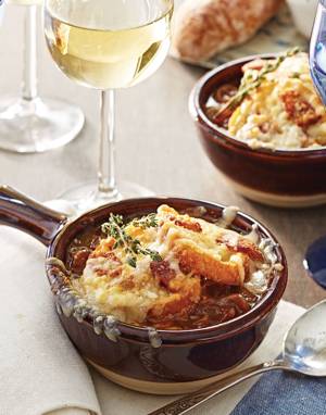 Gratinéed French Onion Soup with Bacon