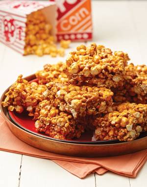 Cheddar-Caramel Popcorn Bars