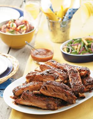 Spicy Dry Rubbed & Grilled Spareribs with bock barbecue sauce