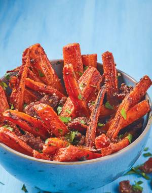 Air Fryer Carrot Fries with bacon & maple
