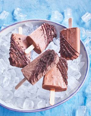 Mudslide Fudgesicles with a Chocolate Shell