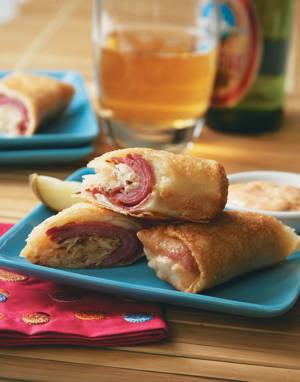 Reuben Egg Roll Wraps with Thousand Island Dipping Sauce