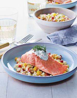 Poached Salmon with Creamy Dill Sauce