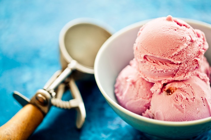https://www.cuisineathome.com/review/wp-content/uploads/2022/04/ice-cream-scoop-cuisine.jpg