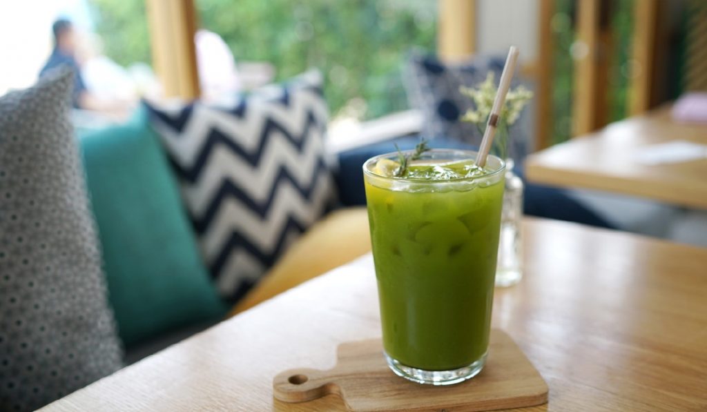 How to Make the Starbucks Iced Matcha Latte at Home