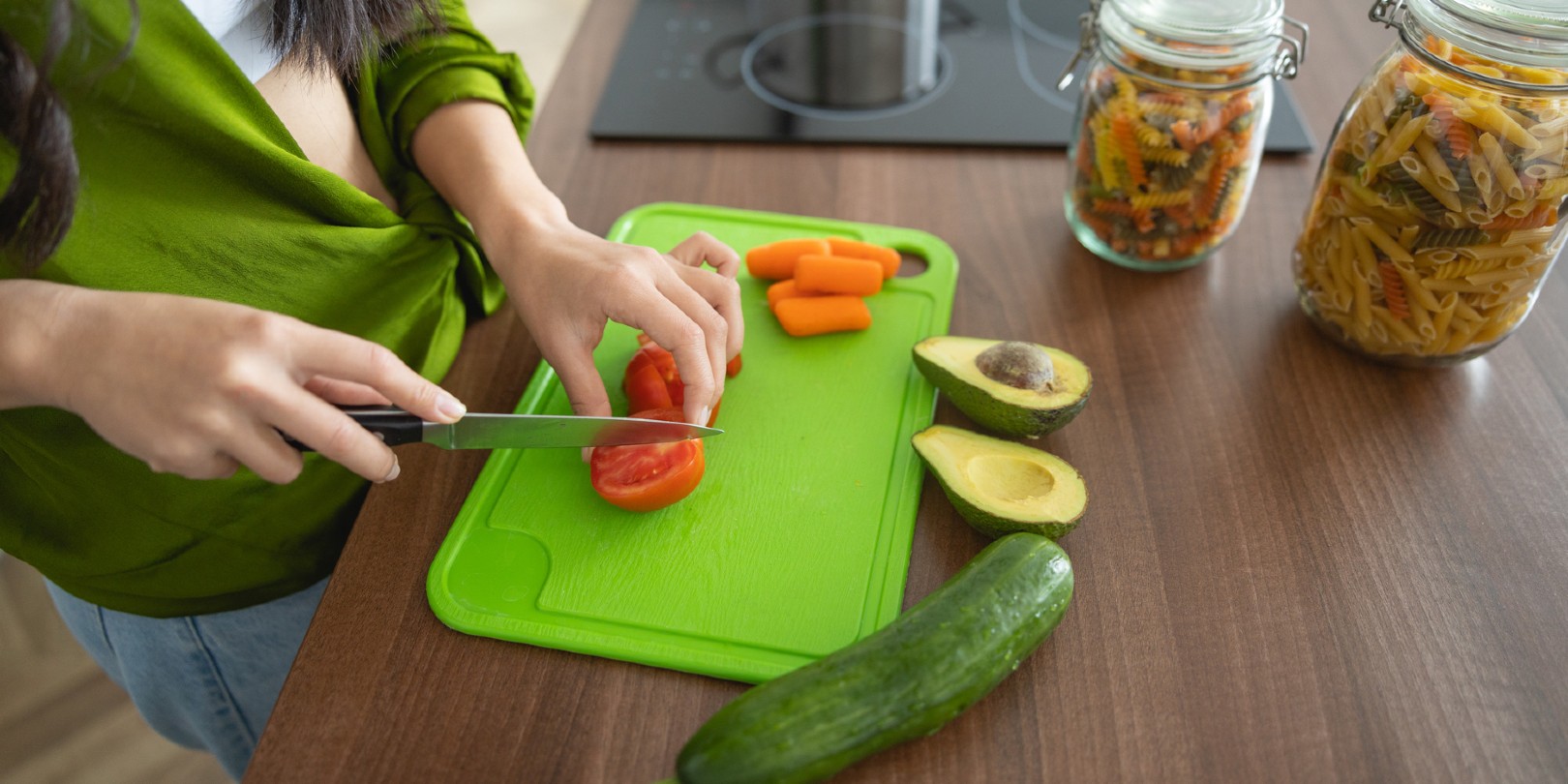Are Plastic Cutting Boards Safe? - Cuisine at Home Guides