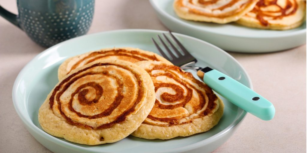 cinamon swirl pancakes